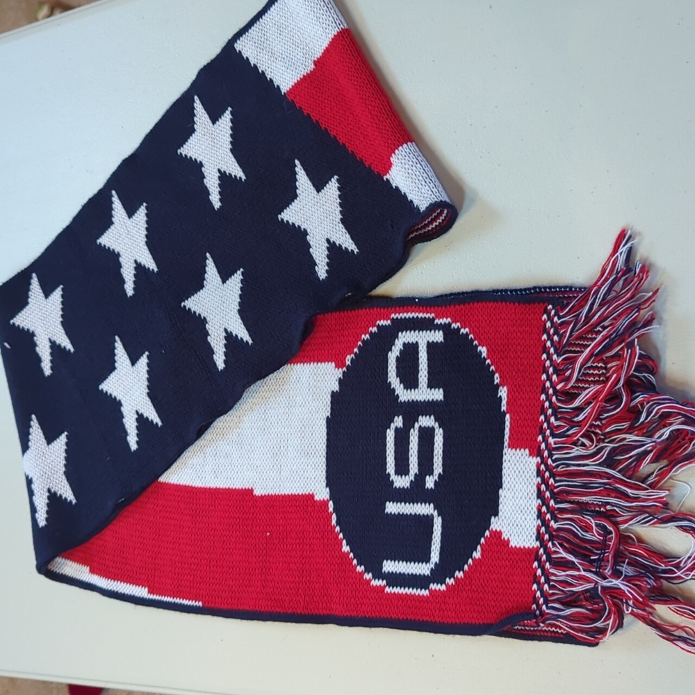 USA patriotic stars and stripes winter scarf
